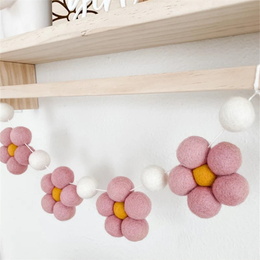 Handmade Felt Daisy Garland Bo - огляд і ціна Baby Nursery Fabric