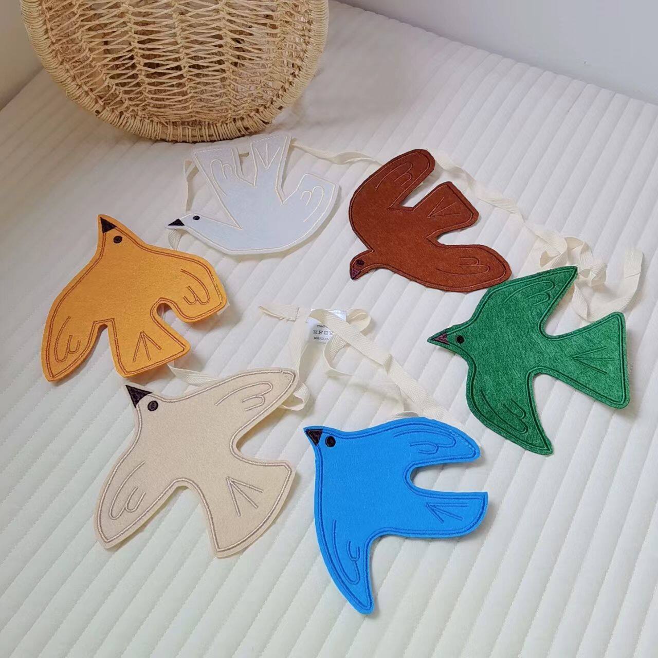 Nordic Ins Style Bird Hanging  - огляд і ціна Baby Nursery Bunting