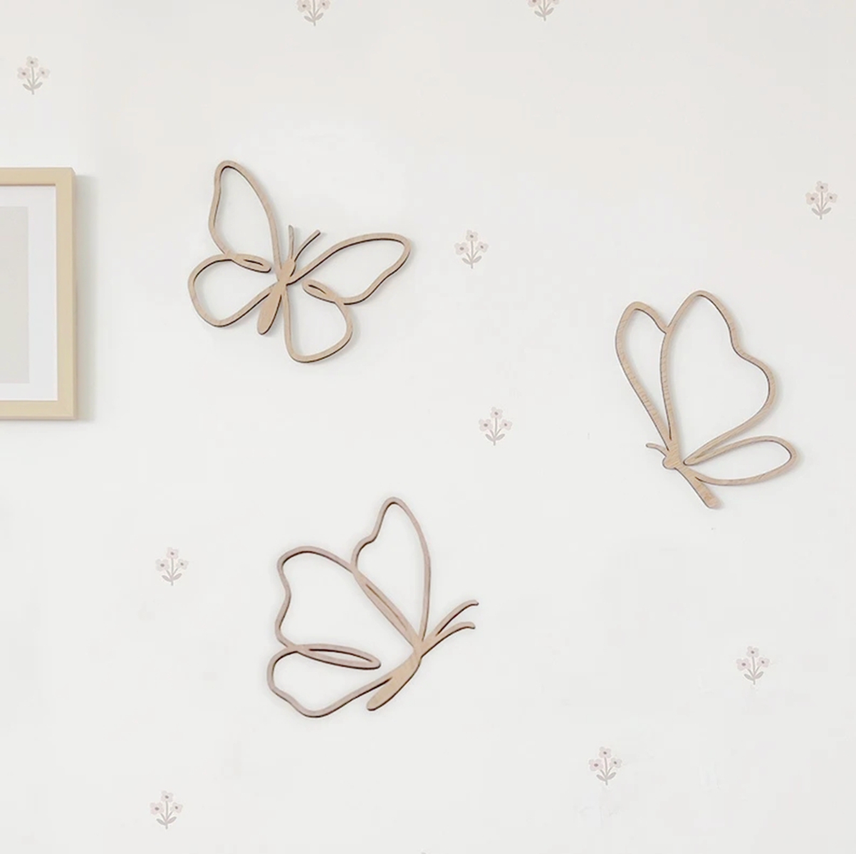 Wooden Butterflies Sign, Woode - огляд і ціна Baby Nursery Needs
